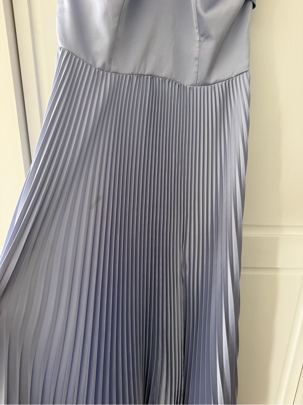 Azazie Dusty Blue Pleated Halter Bridesmaid Maxi Dress Size A12 (US 10/12) - Picture 13 of 16